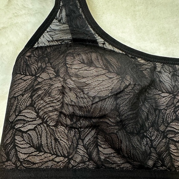 lululemon athletica Sheer Black Leaf Pattern Bralette-no tag but never been used - Picture 3 of 7